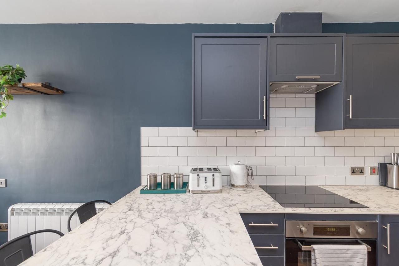 2Cq*Morden Studio Flat *Moments Away From Brighton Seafront Apartamento Exterior foto